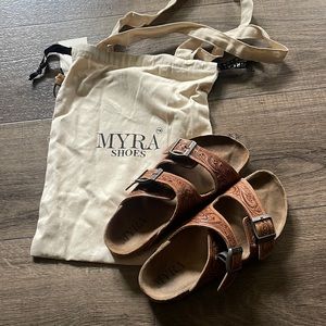 Myra sandals